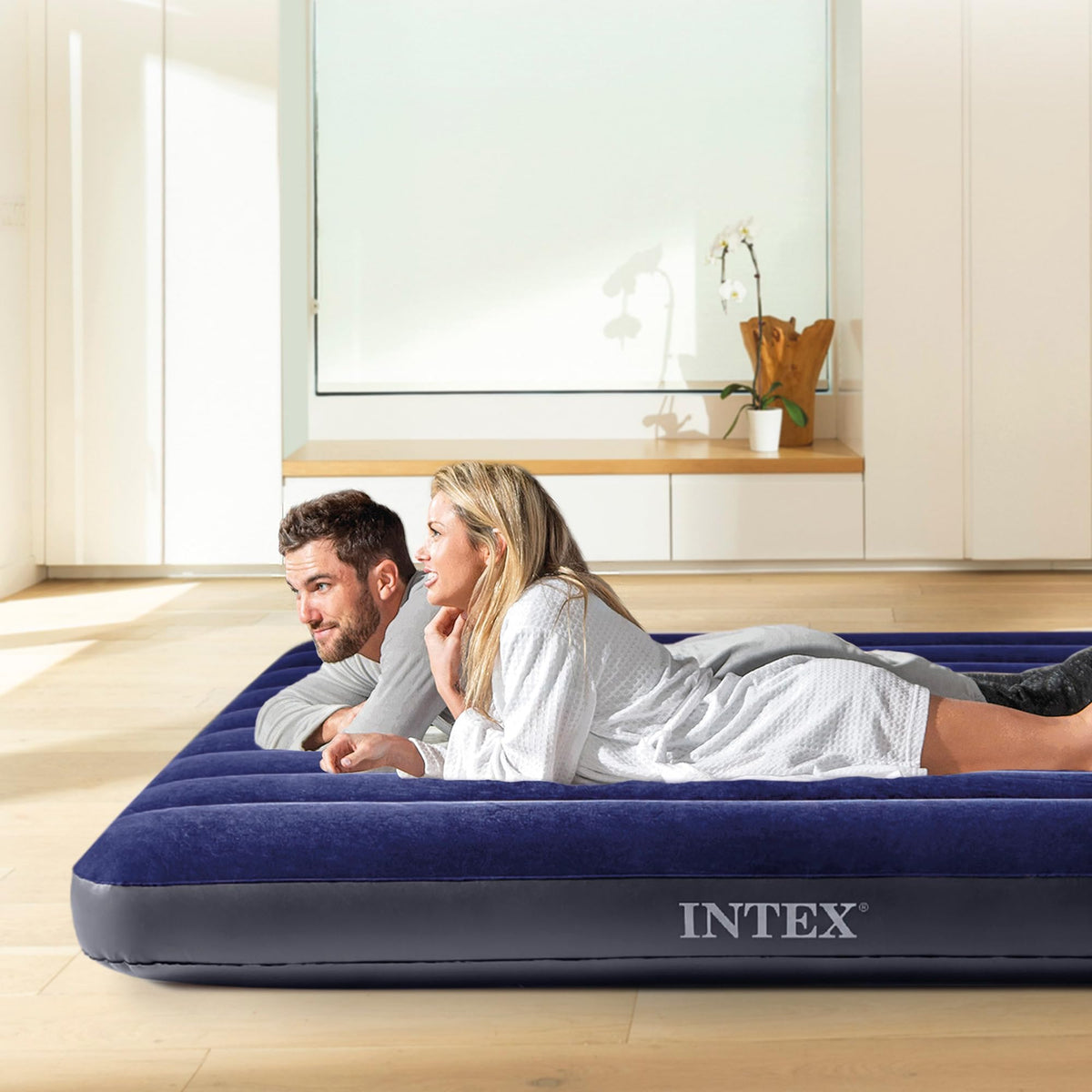 |Resigilat| INTEX Dura-Beam saltea camping 2 persoane, pat gonflabil 137 x 191 x 25 cm, max. 272 kg, tehnologie Fiber-Tech