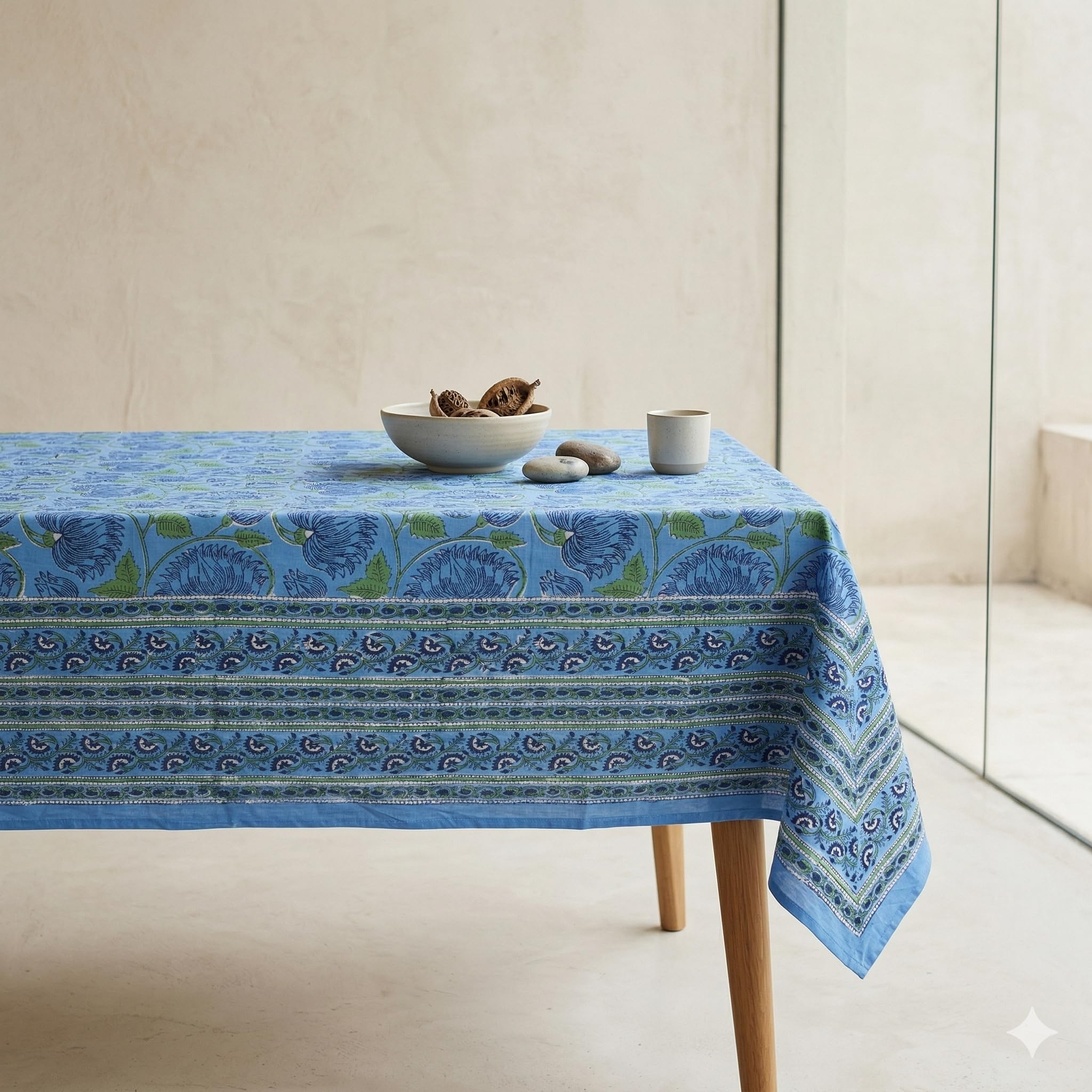 Resigilat|THE Unltd fata de masa din bumbac albastru deschis, 150 x 150 cm, imprimeu floral, 4 persoane, model traditional indian